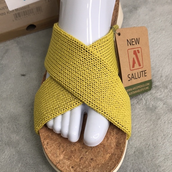Arcopedico Pantanal Yellow Women’s Slip-On Sandals New  10-10.5 - Picture 2 of 12